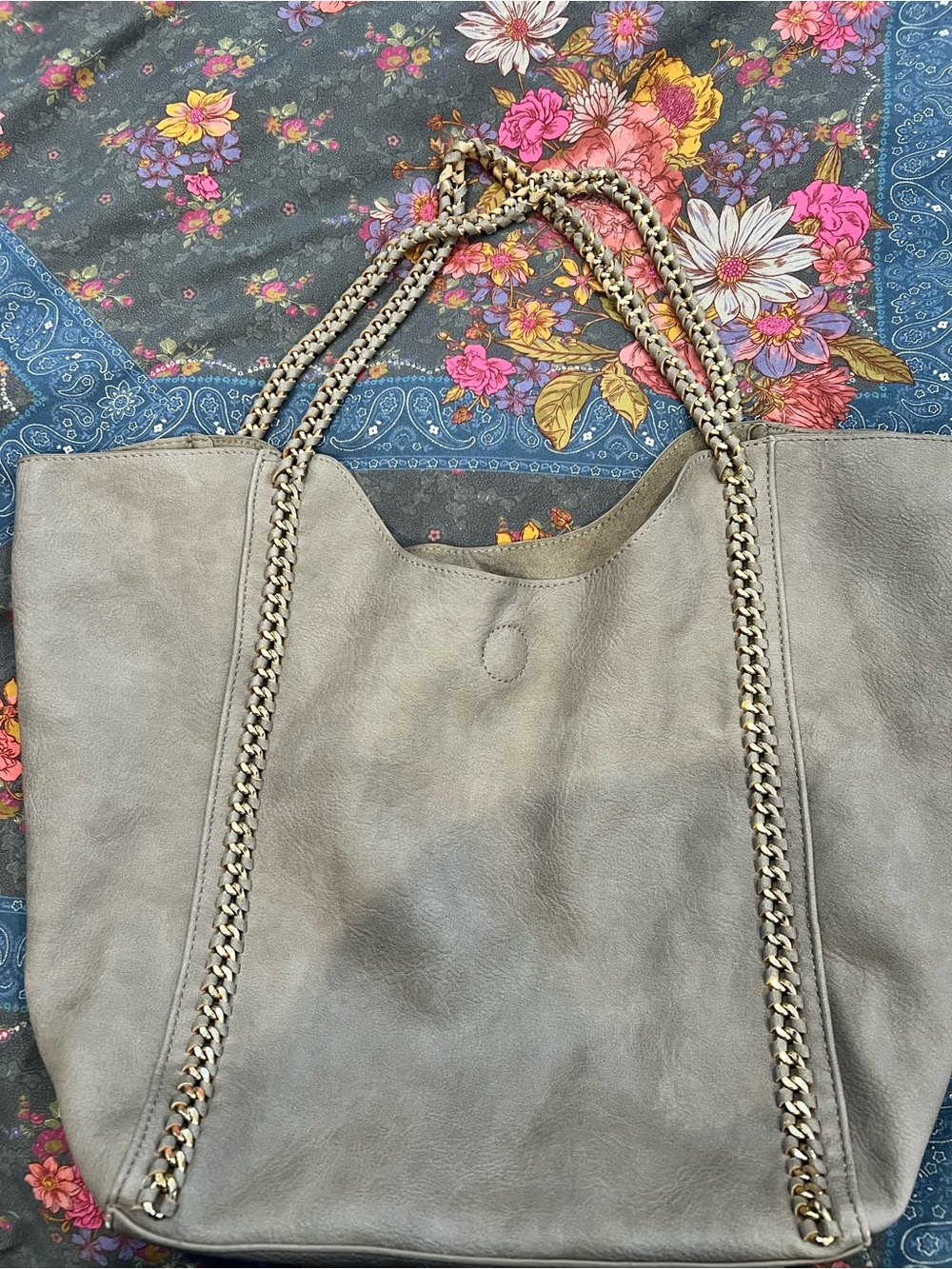 Source Unknown Gray Chain-Handled Leather Tote